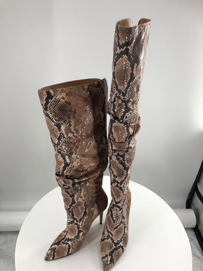 Woman's Boots